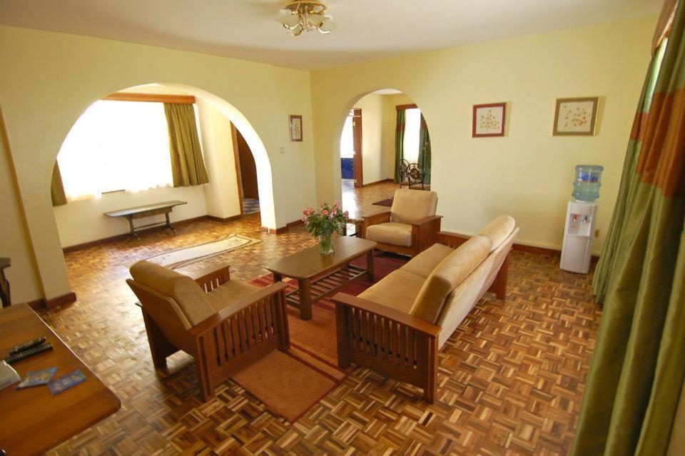 Tara Suites Nairobi Bagian luar foto